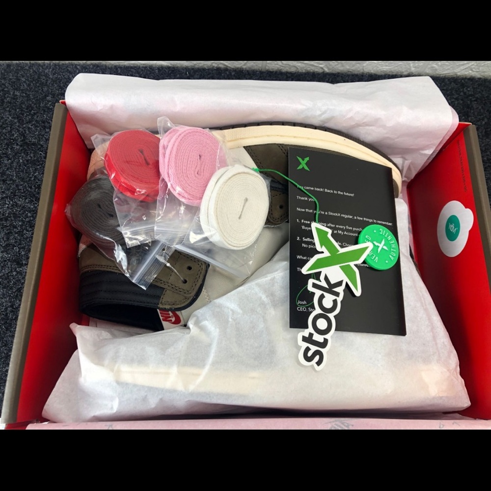 Jordan 1 Retro High Travis Scott